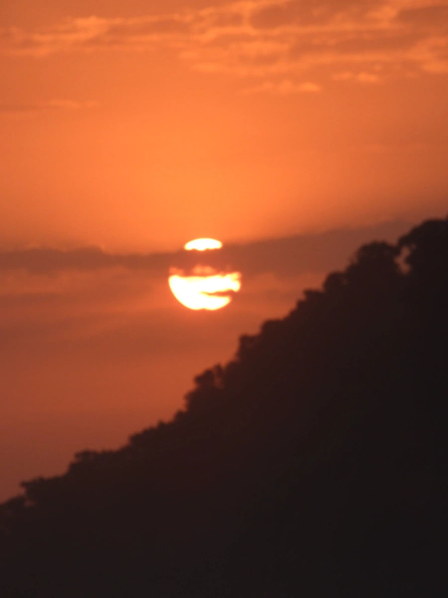 Pôr do sol em Maresias, 12 de novembro de 2023