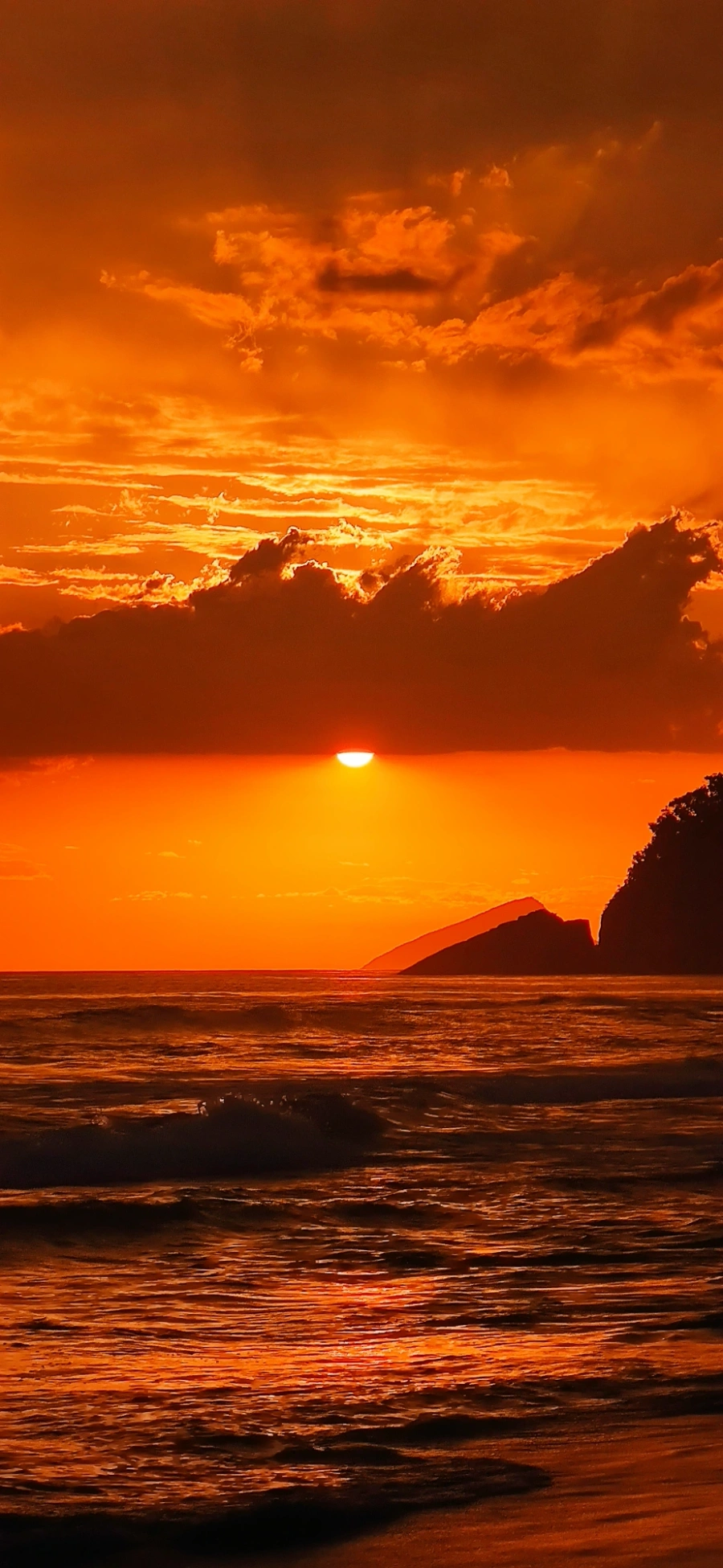 Pôr do sol em Maresias, 30 de novembro de 2021