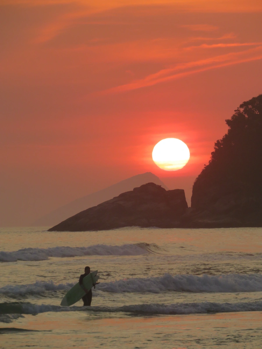 Pôr do sol em Maresias, 17 de novembro de 2021