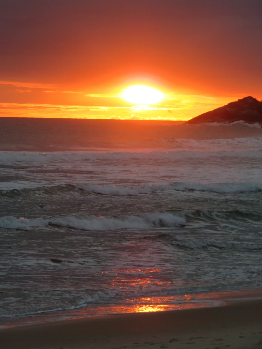 Pôr do sol em Maresias, 4 de dezembro de 2021