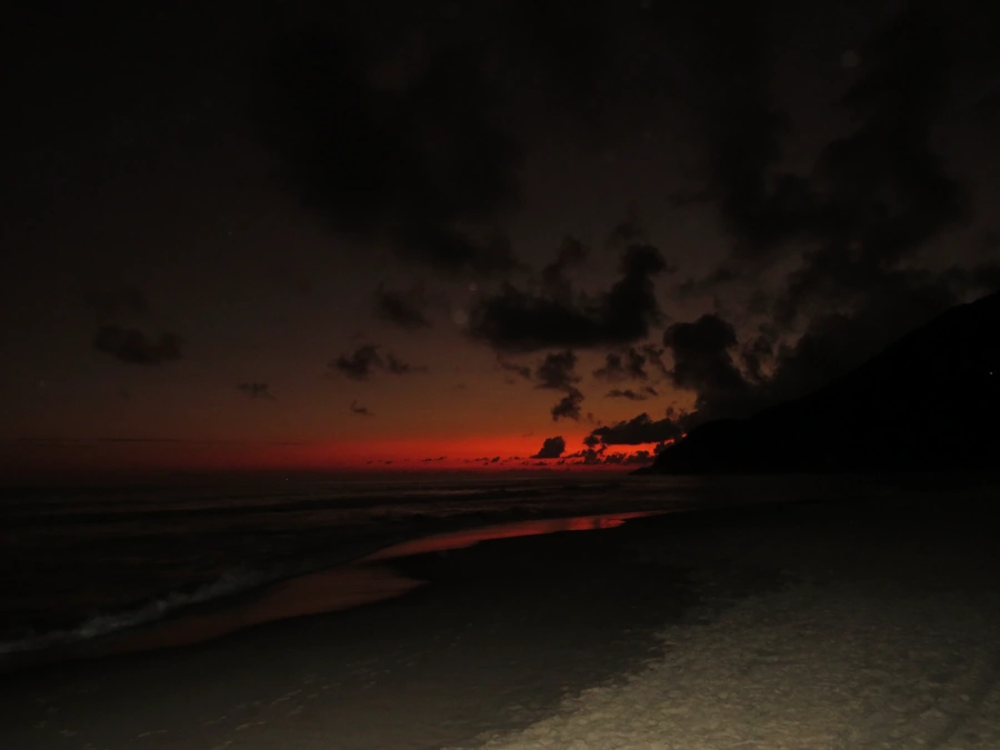 Pôr do sol em Maresias, 23 de fevereiro de 2022