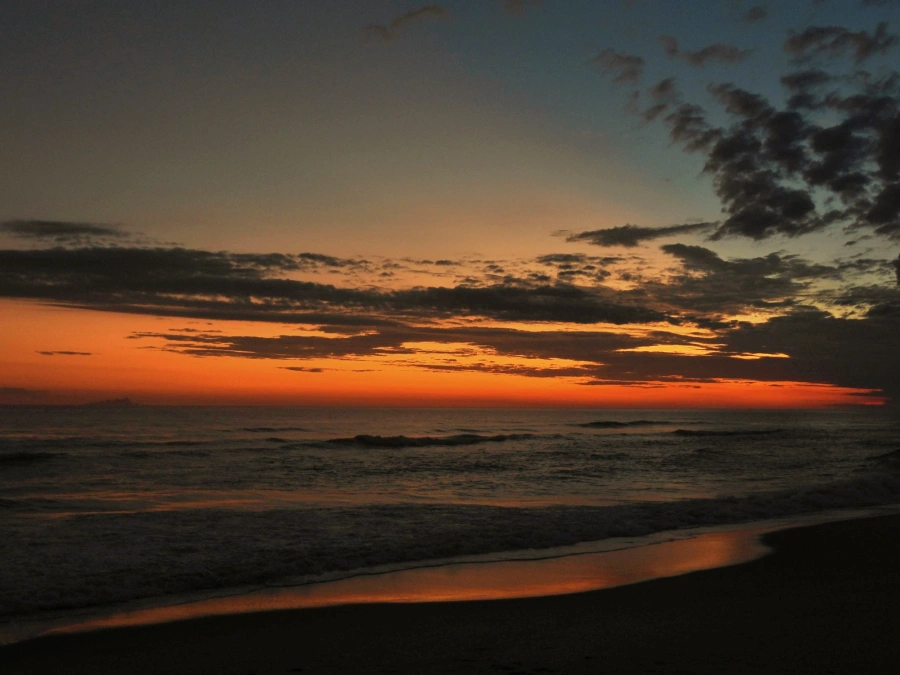 Pôr do sol em Maresias, 29 de novembro de 2023
