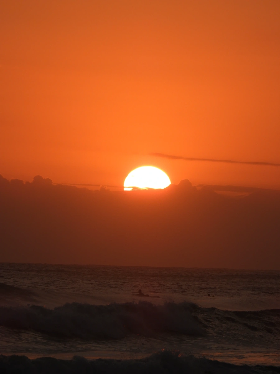 Pôr do sol em Maresias, 6 de janeiro de 2026
