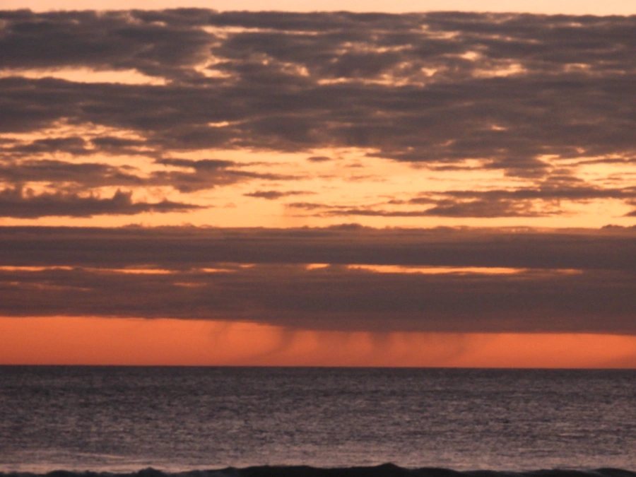 Pôr do sol em Maresias, 11 de fevereiro de 2026
