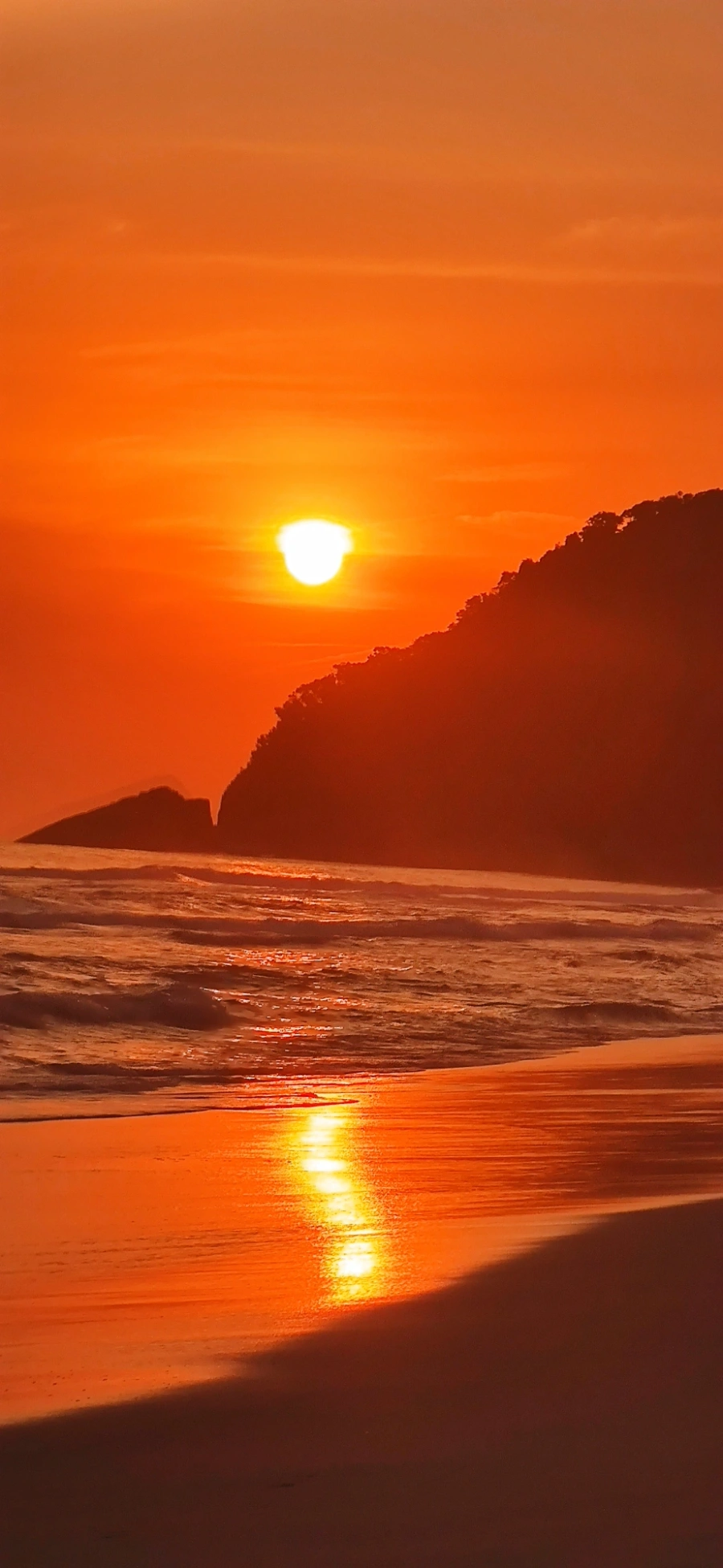 Pôr do sol em Maresias, 17 de novembro de 2021