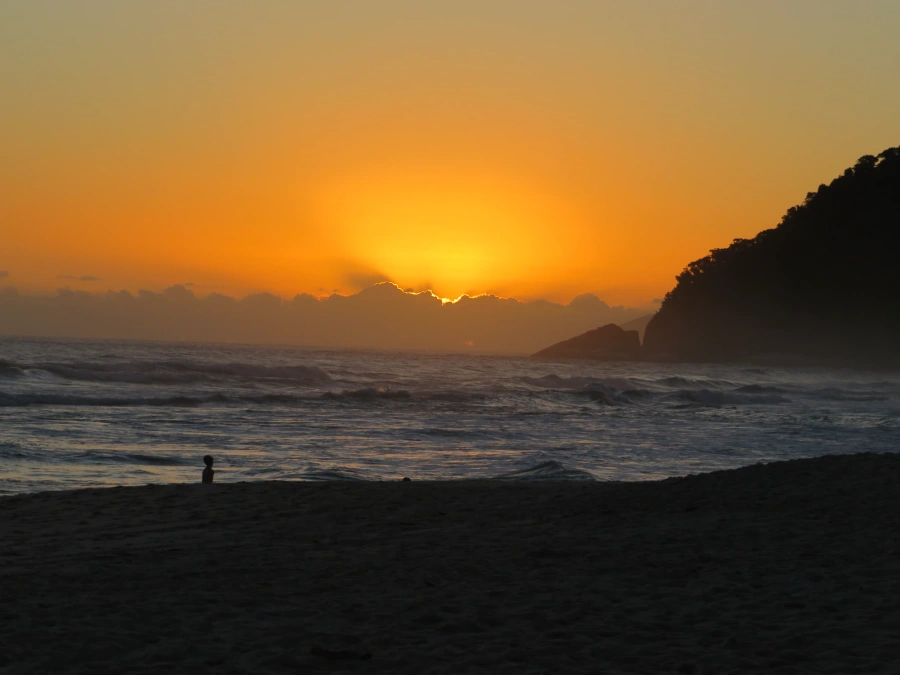 Pôr do sol em Maresias, 9 de dezembro de 2021