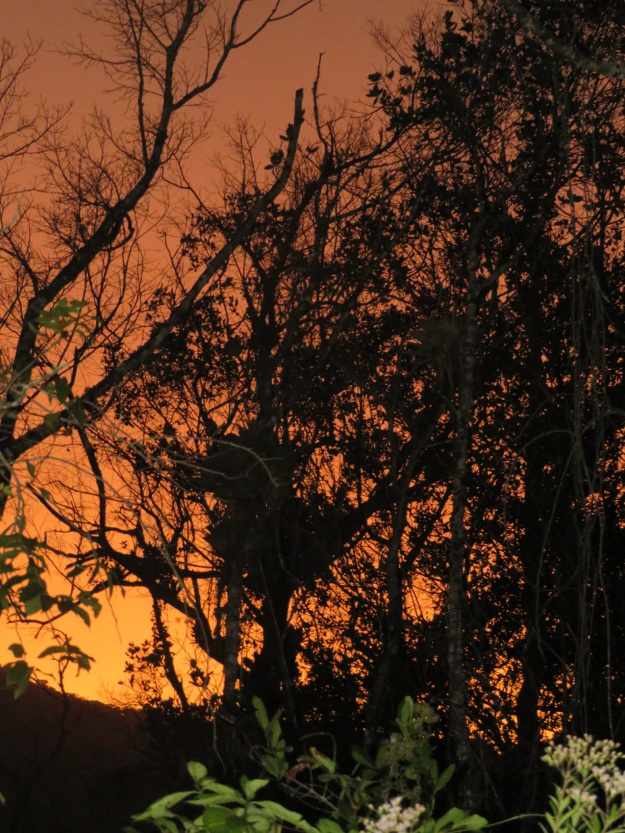Pôr do sol em Maresias, 1 de maio de 2022
