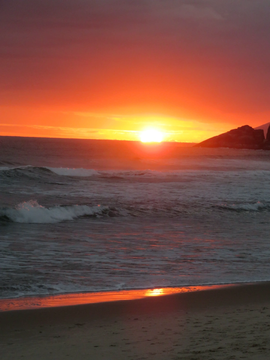Pôr do sol em Maresias, 4 de dezembro de 2021