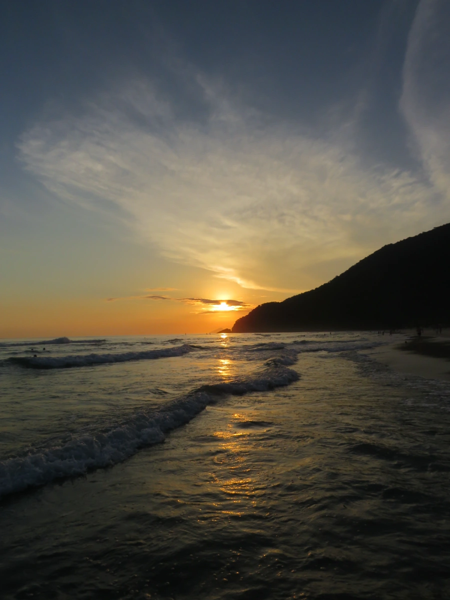 Pôr do sol em Maresias, 18 de janeiro de 2022