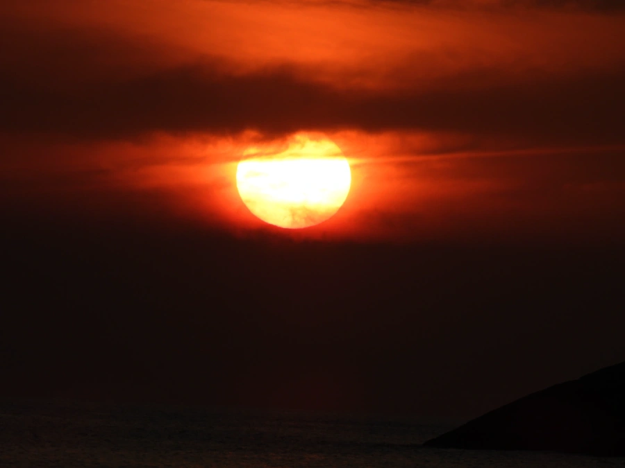 Pôr do sol em Maresias, 14 de dezembro de 2023