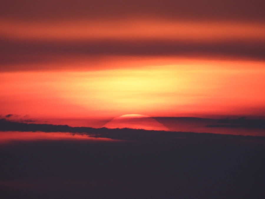 Pôr do sol em Maresias, 27 de dezembro de 2025