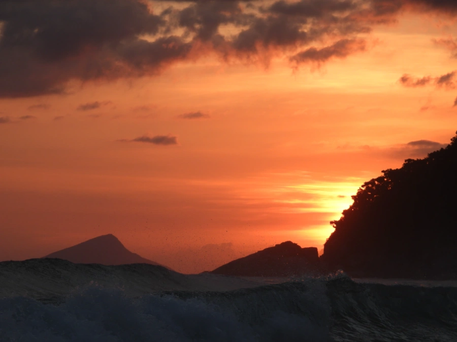 Pôr do sol em Maresias, 8 de fevereiro de 2024