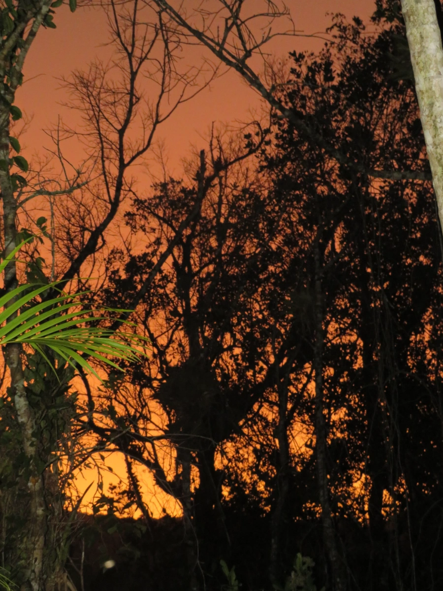 Pôr do sol em Maresias, 1 de maio de 2022
