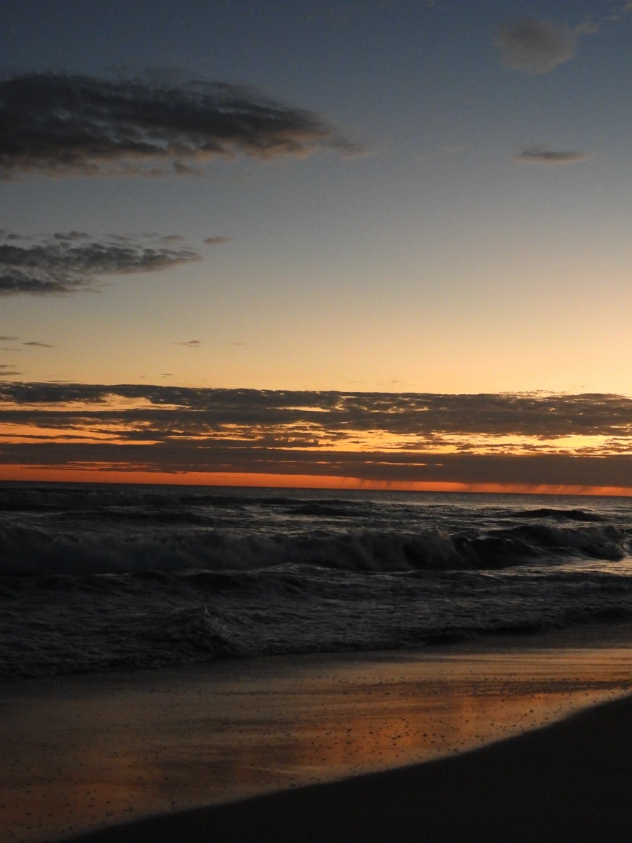 Pôr do sol em Maresias, 11 de fevereiro de 2026