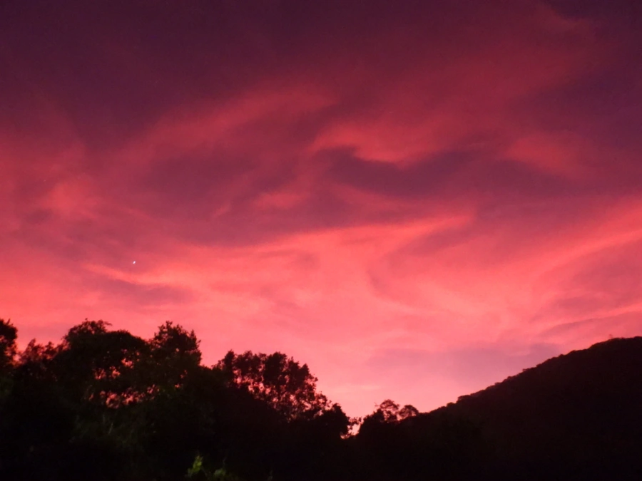 Pôr do sol em Maresias, 8 de junho de 2024