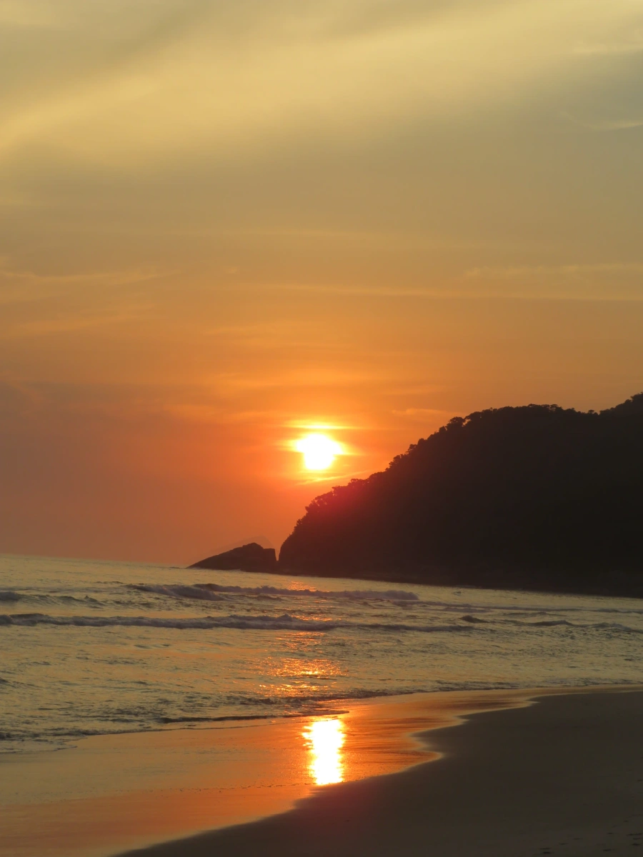 Pôr do sol em Maresias, 17 de novembro de 2021