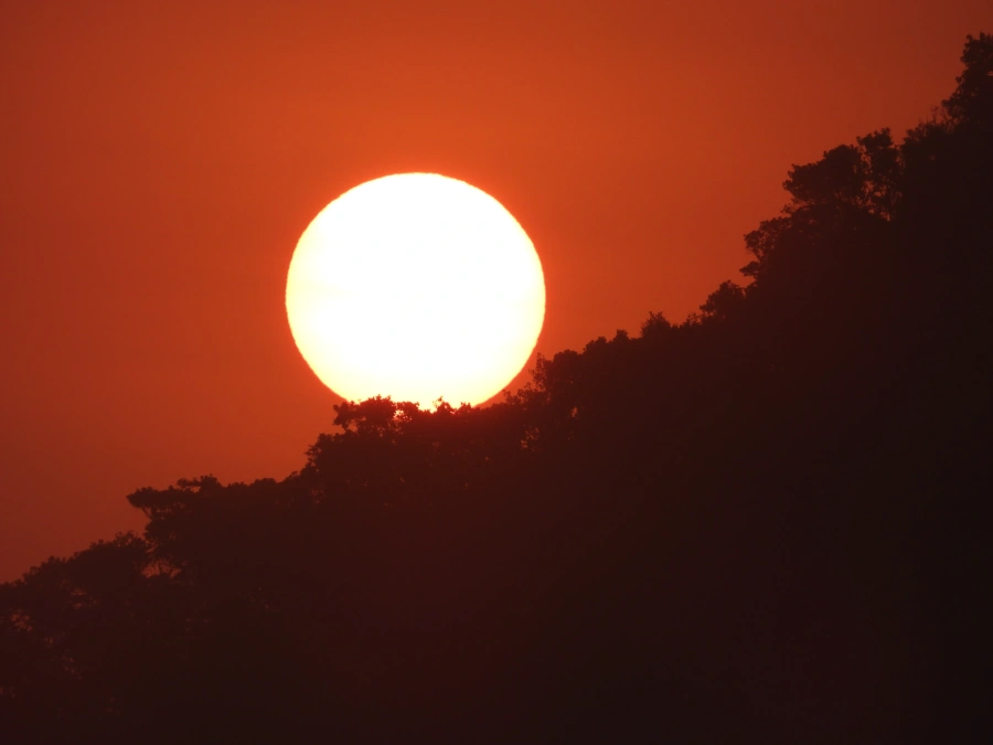 Pôr do sol em Maresias, 12 de novembro de 2023