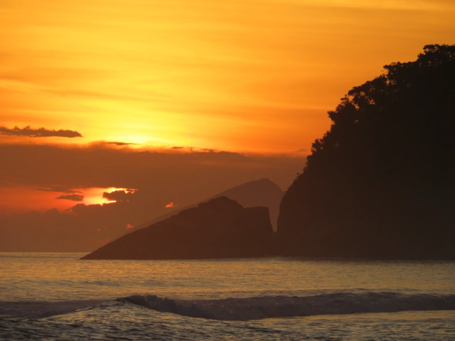Pôr do sol em Maresias, 23 de novembro de 2021