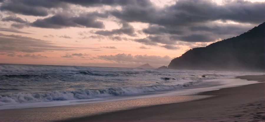 Pôr do sol em Maresias, 1 de julho de 2021